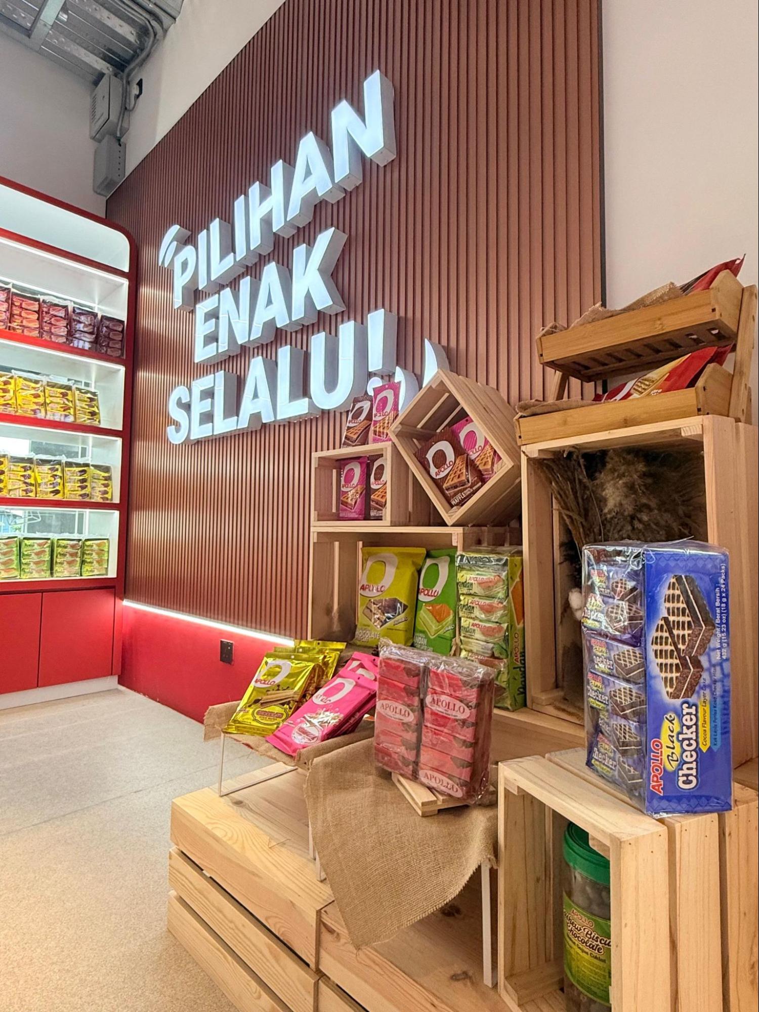 APOLLO factory outlet in Johor Bahru